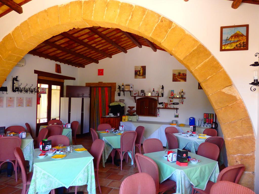 Baglio Cofano Rooms & Relax Custonaci Exterior foto